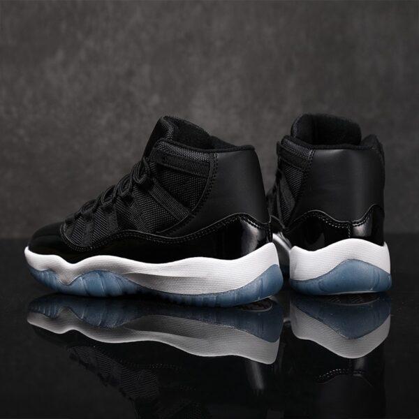 a4e8a7ee-af7b-4752-8ad7-af49968edfbc.jpg Breathable Mesh Surface Sneakers for Children: Ultimate Comfort